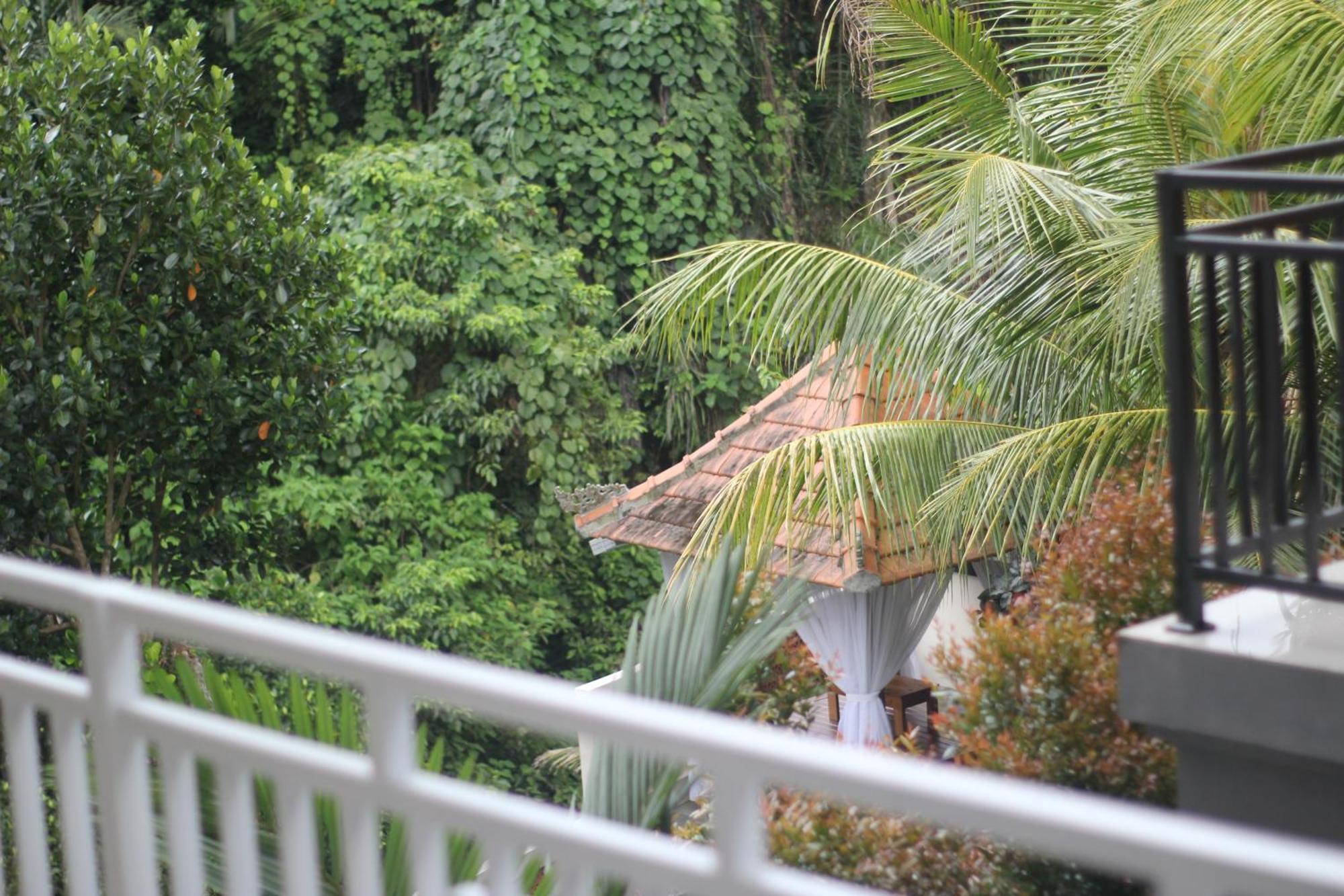 Hanaka Riverside Ubud Eksteriør billede